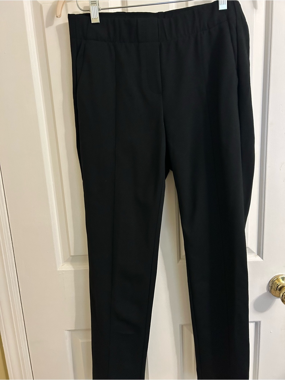 NWT J. Jill Wearever Collection Forward-Seam Slim Ankle Pants - black, XS.